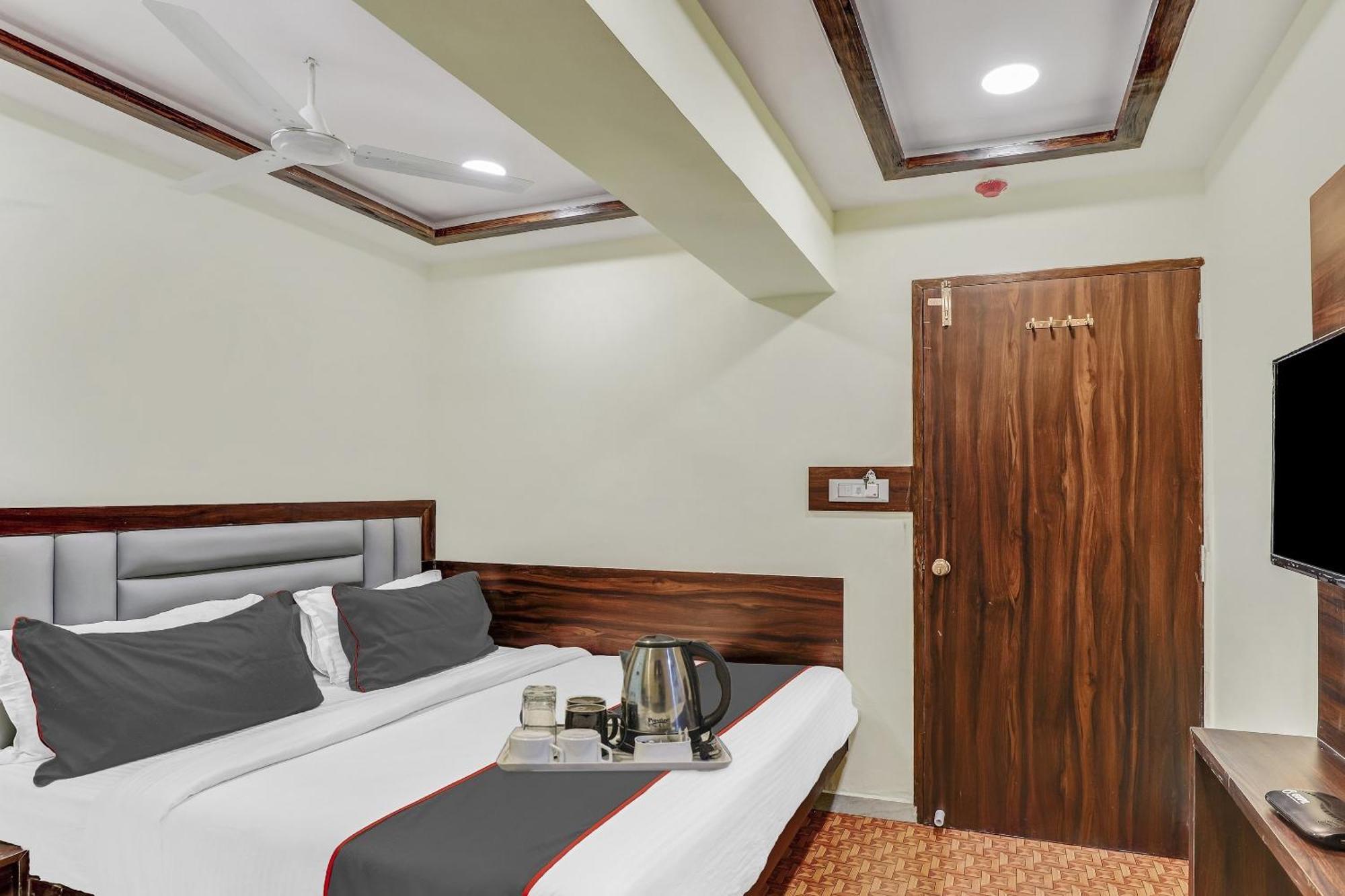 Collection O Laxmi Kuber Hotell Utrān Exteriör bild