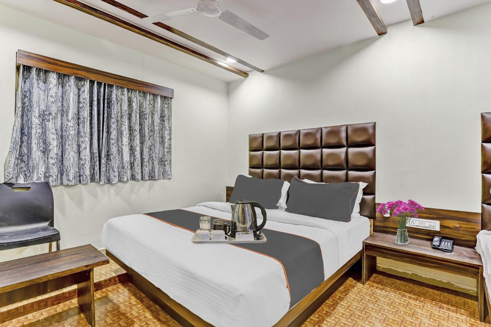 Collection O Laxmi Kuber Hotell Utrān Exteriör bild