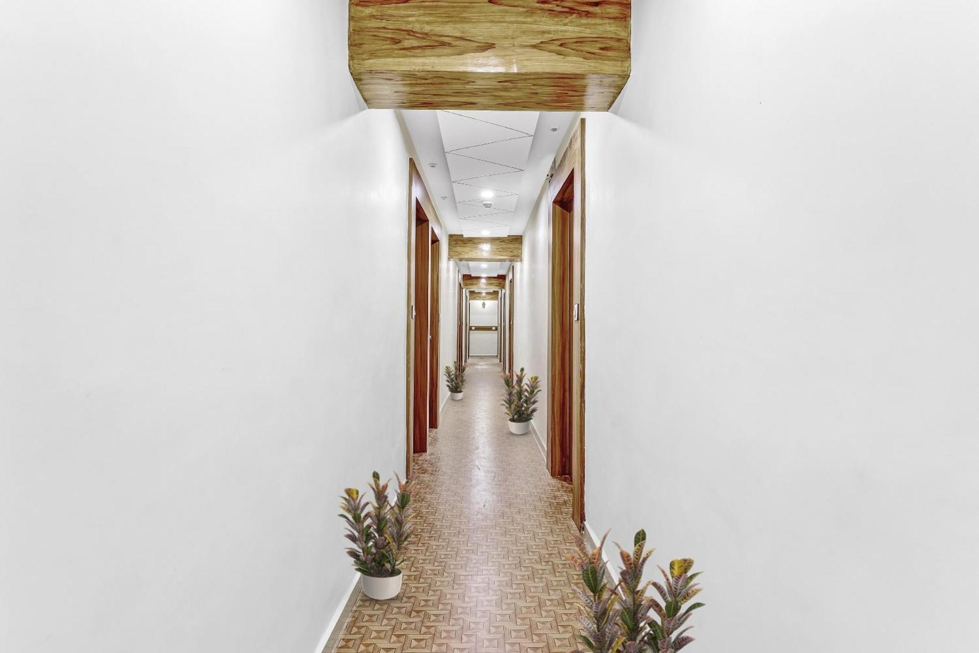 Collection O Laxmi Kuber Hotell Utrān Exteriör bild